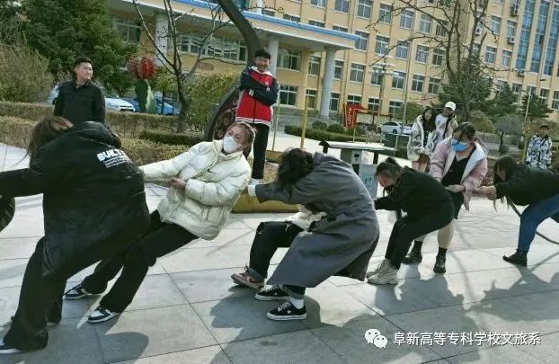 1642872710656191.jpg 持之以绳,力争上游 (8).jpg